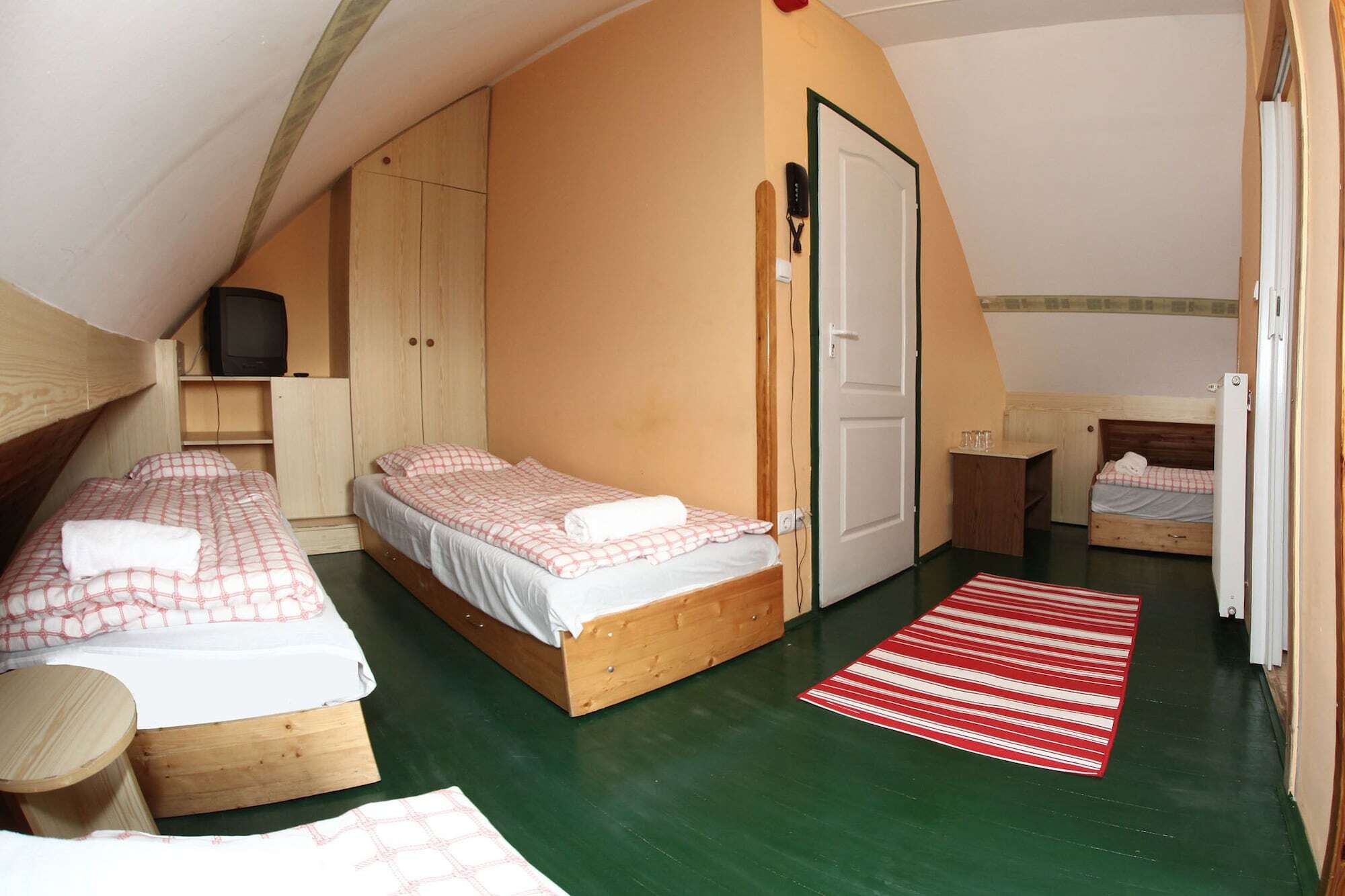 Bed and Breakfast Csillagtura Panzio à Eger Extérieur photo